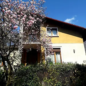 la-tana-rooms.it-lombardy.com/